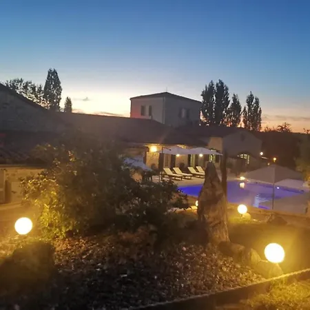 Oda ve Kahvaltı D'hotes Domaine De Beunes