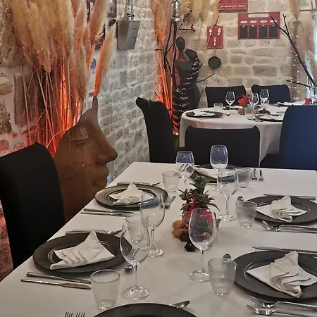 D'hôtes Domaine De Beunes Couette-café *