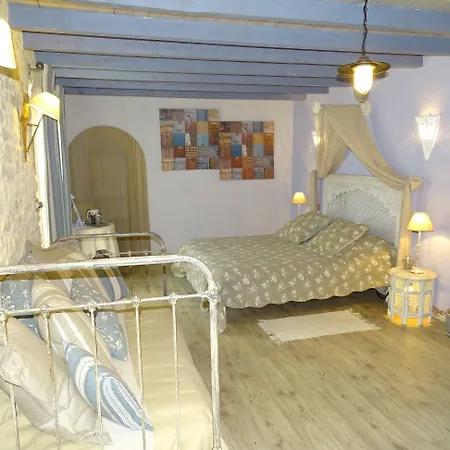 Bed & Breakfast D'hotes Domaine De Beunes Pailloles