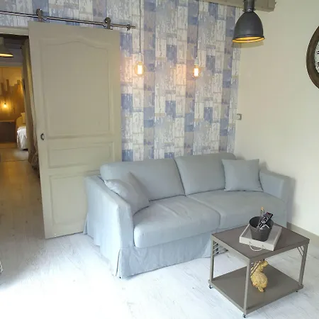 D'hotes Domaine De Beunes Bed & Breakfast Pailloles