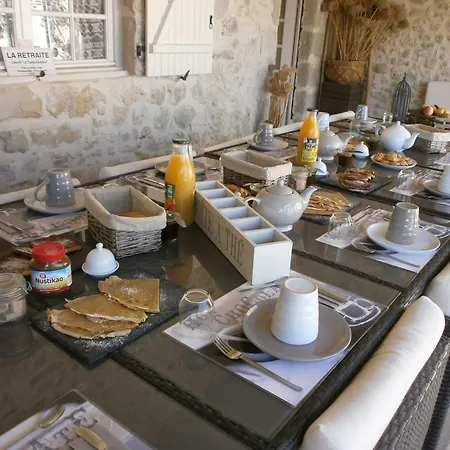 D'hotes Domaine De Beunes Bed & Breakfast