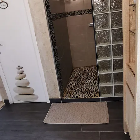 D'hotes Domaine De Beunes Oda ve Kahvaltı